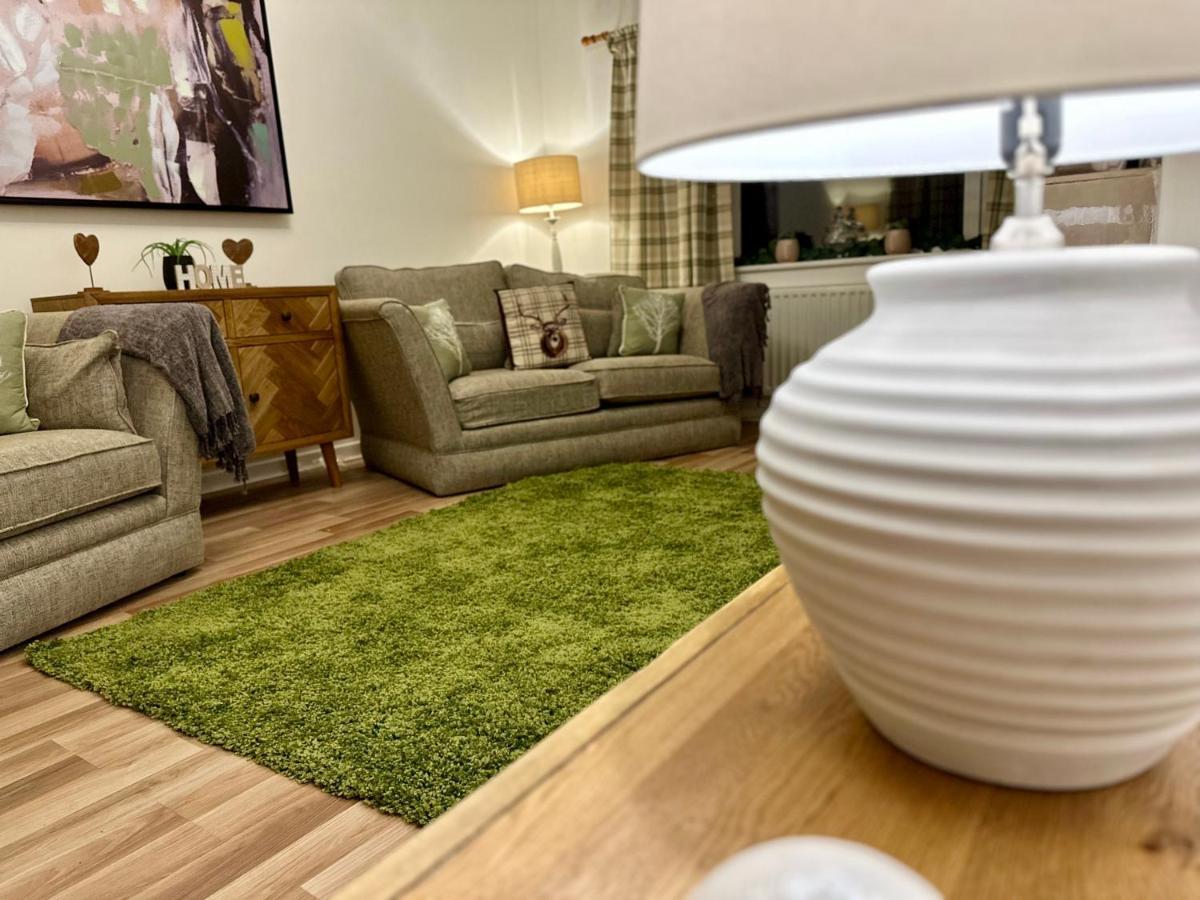 Three Bedroom Rural, Relaxing And Peaceful,Dogs Welcome! With Cymru Holidays Abergavenny Exterior foto