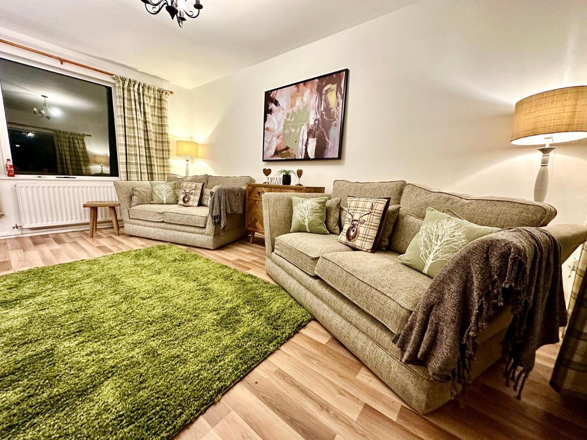 Three Bedroom Rural, Relaxing And Peaceful,Dogs Welcome! With Cymru Holidays Abergavenny Exterior foto